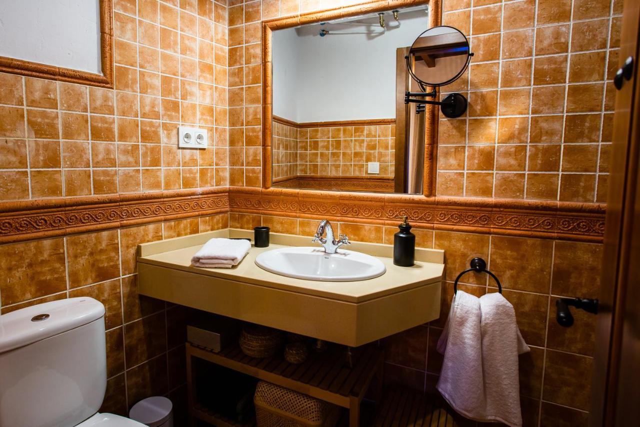 Apartamentos Puente De La Juderia แอร์วาส ภายนอก รูปภาพ