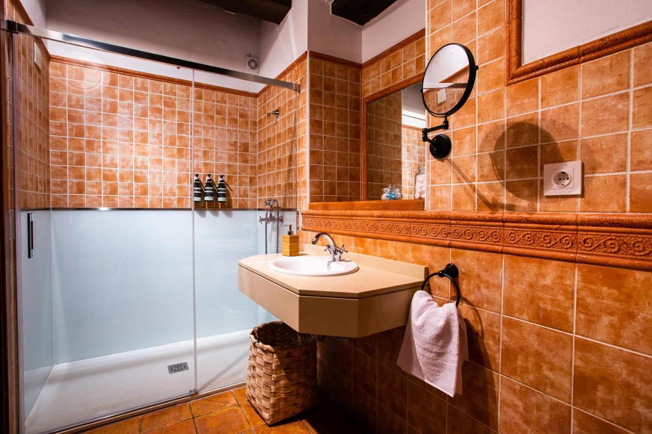 Apartamentos Puente De La Juderia แอร์วาส ภายนอก รูปภาพ