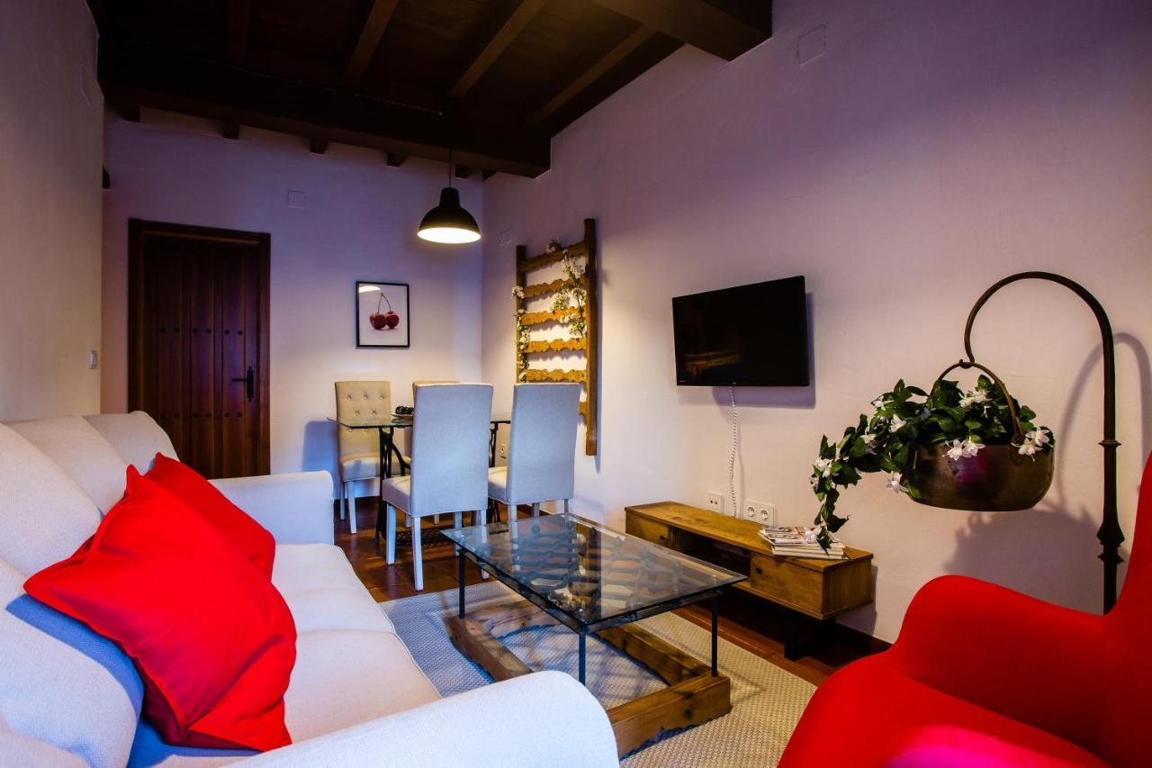Apartamentos Puente De La Juderia แอร์วาส ภายนอก รูปภาพ