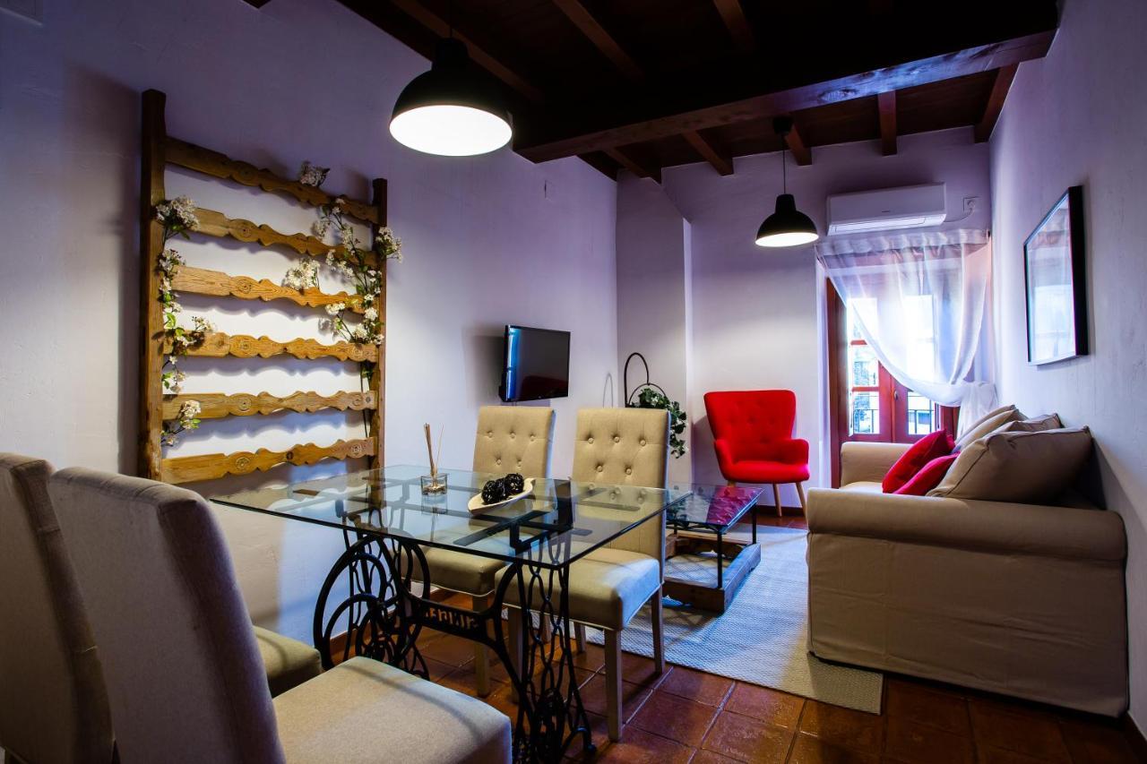 Apartamentos Puente De La Juderia แอร์วาส ภายนอก รูปภาพ