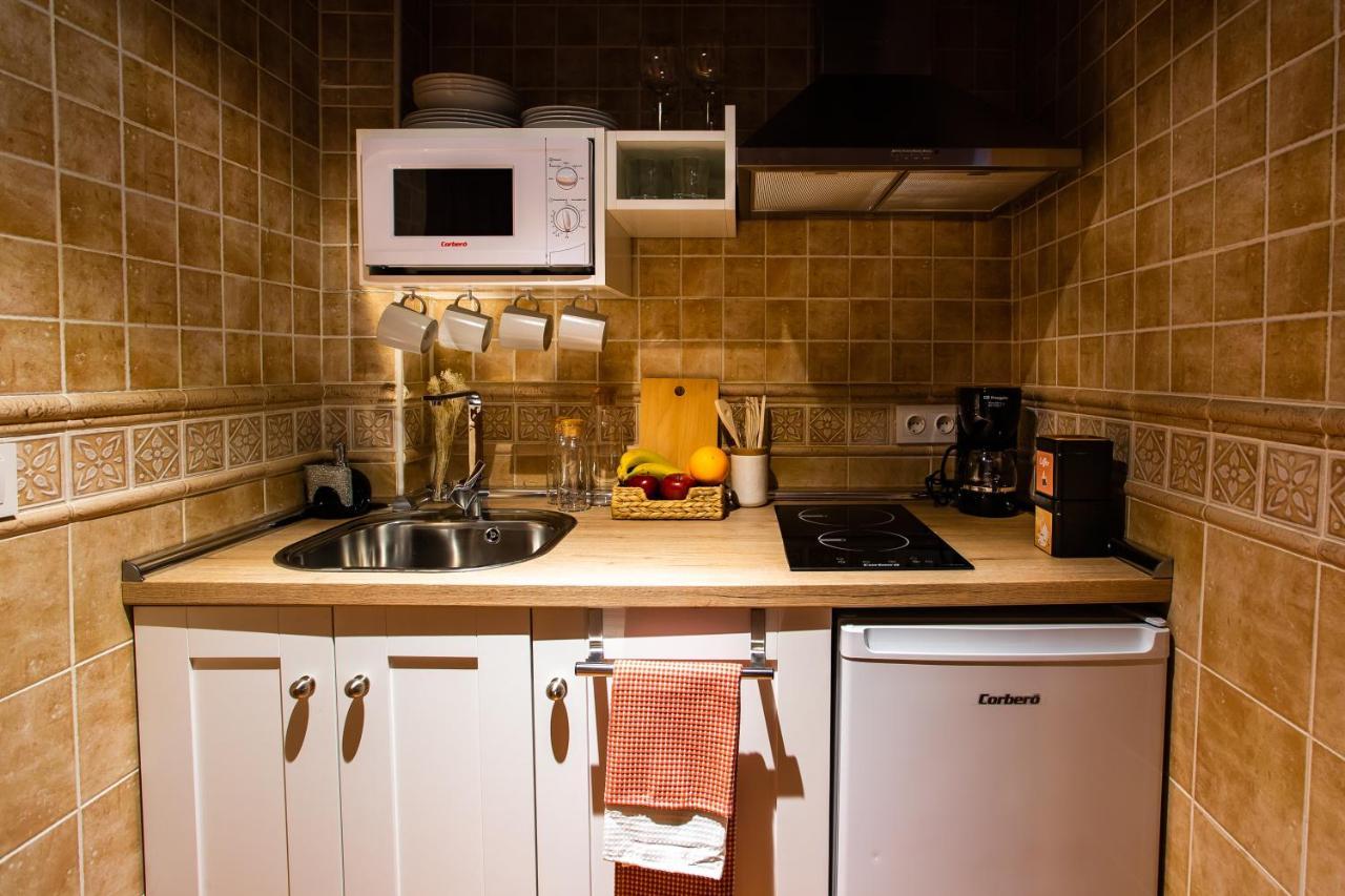 Apartamentos Puente De La Juderia แอร์วาส ภายนอก รูปภาพ