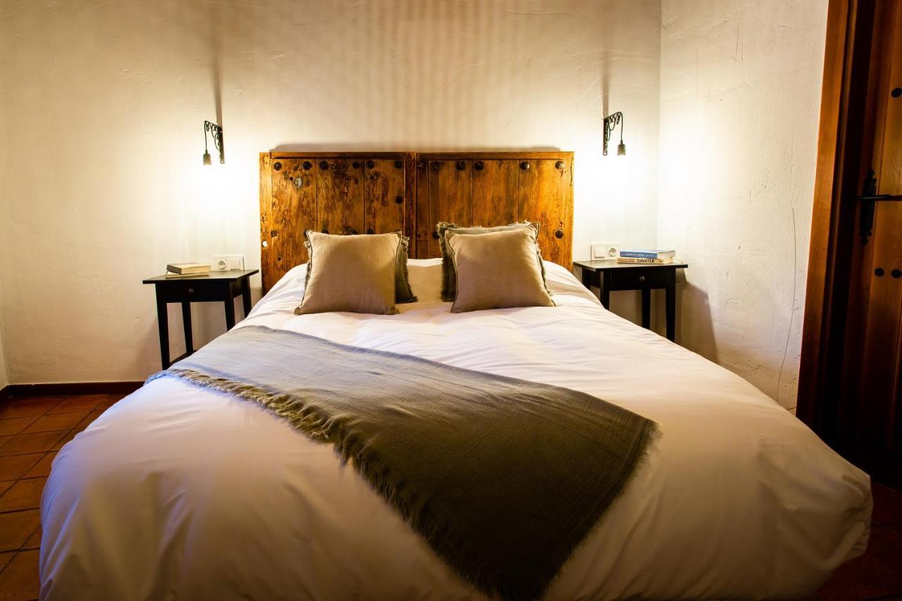 Apartamentos Puente De La Juderia แอร์วาส ภายนอก รูปภาพ