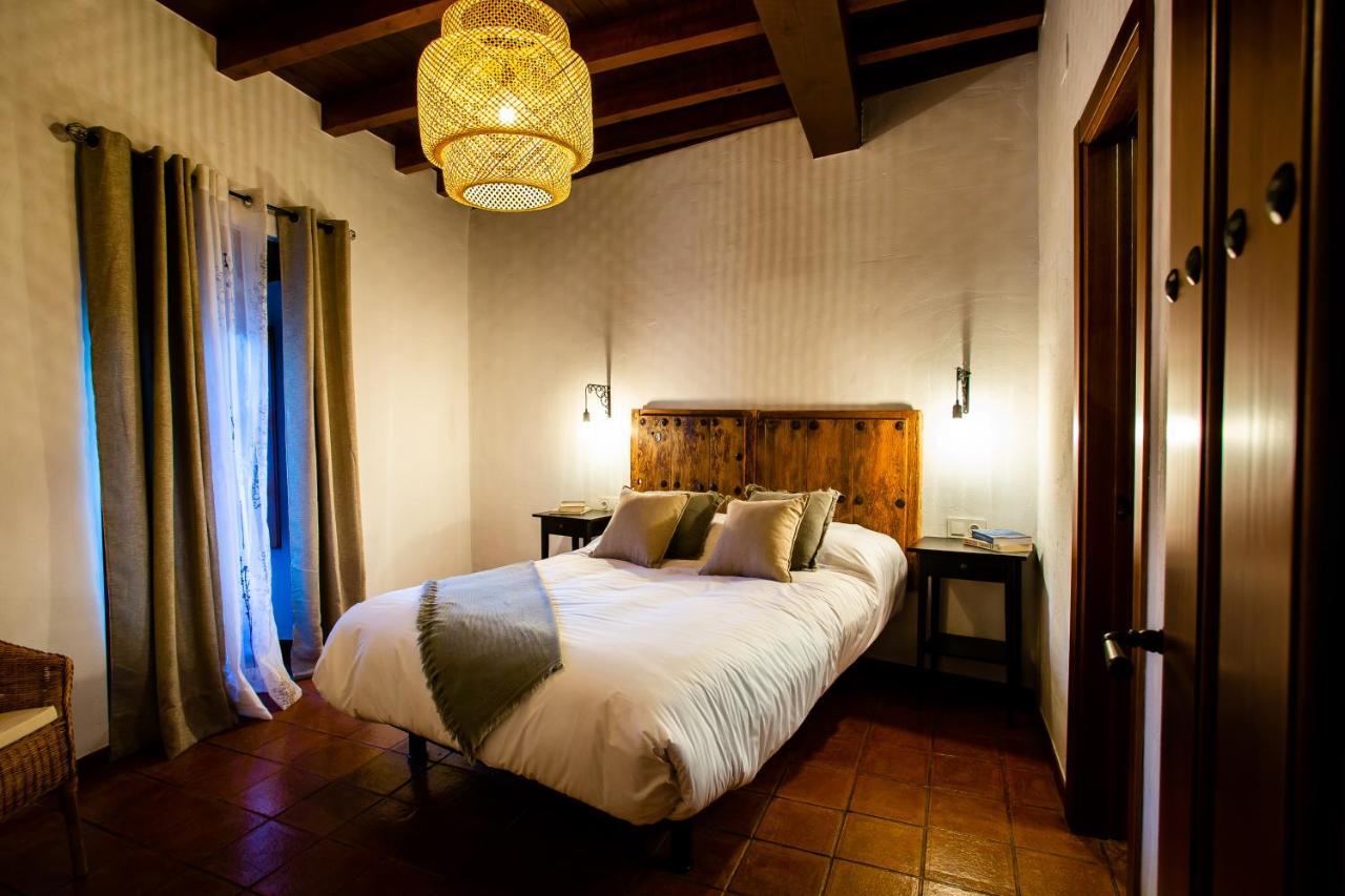 Apartamentos Puente De La Juderia แอร์วาส ภายนอก รูปภาพ