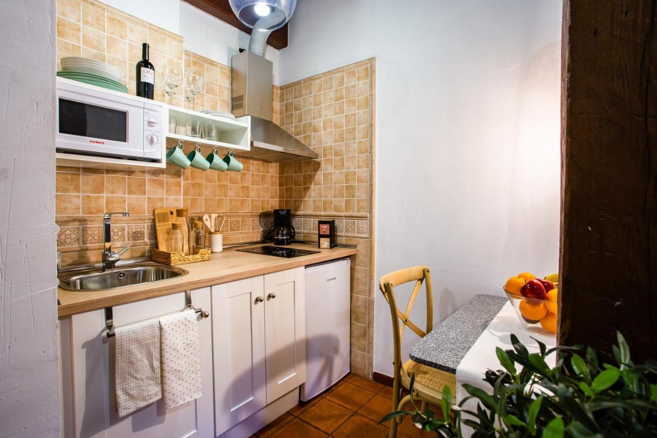 Apartamentos Puente De La Juderia แอร์วาส ภายนอก รูปภาพ